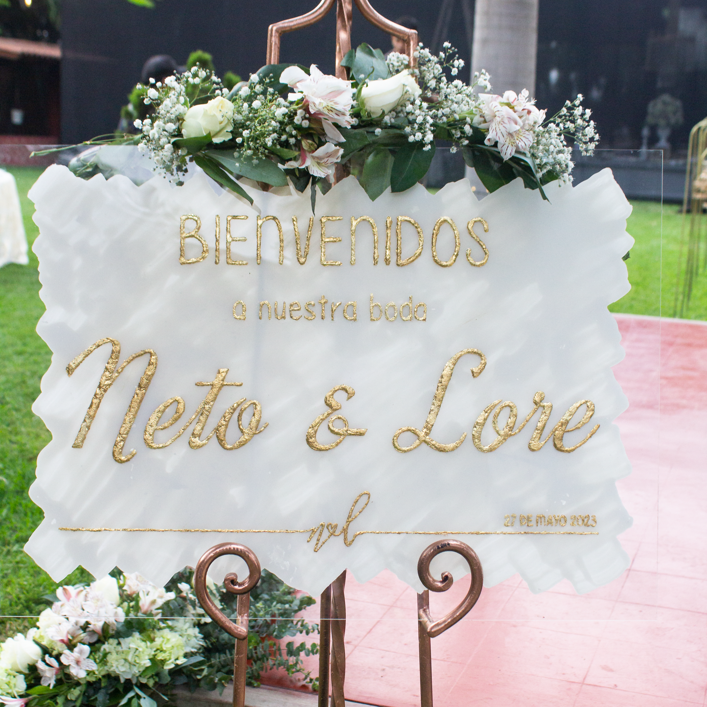 ✨ Cartel de Bienvenida en Acrílico con Pan de Oro