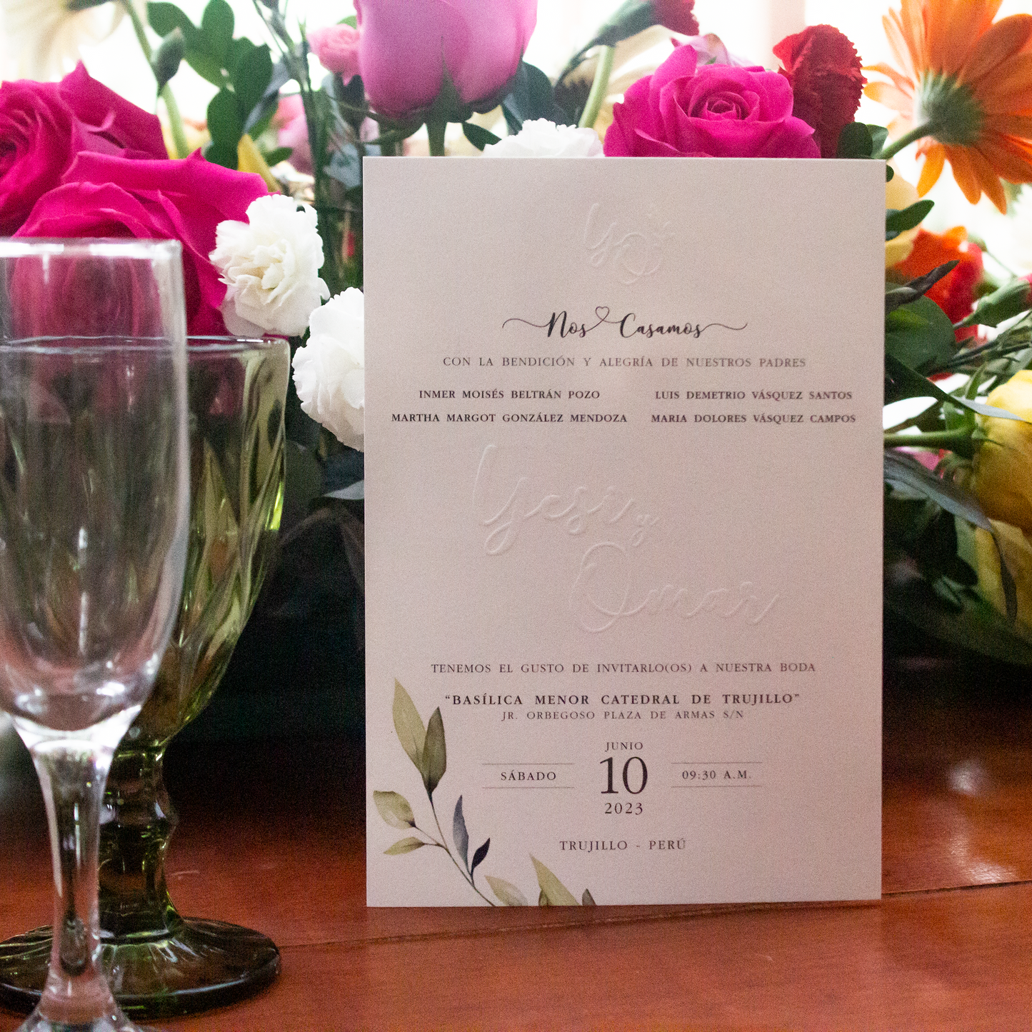 Invitación de boda elegante y natural – Modelo Yesi & Omar | Marco Weddings