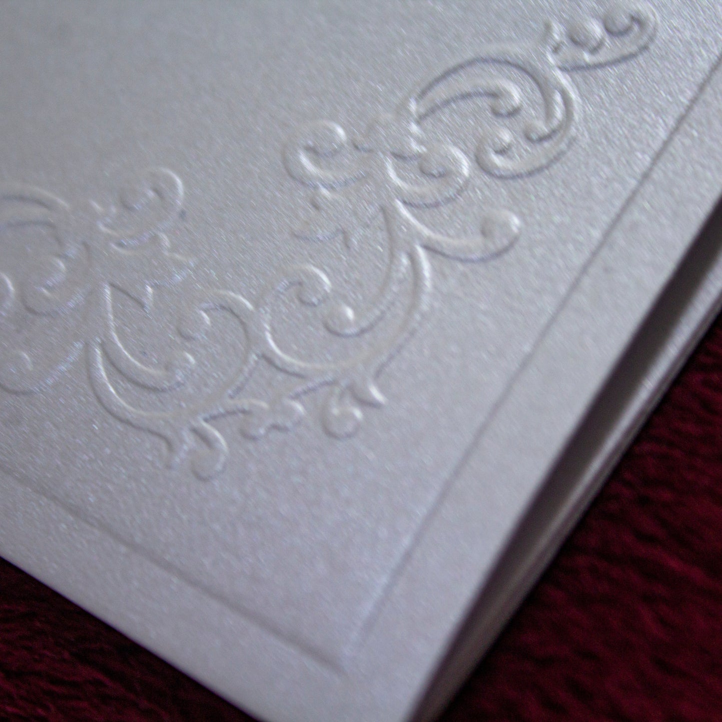 Invitaciones Caladas de Lujo para Bodas Elegantes – Marco Lujan Cenas