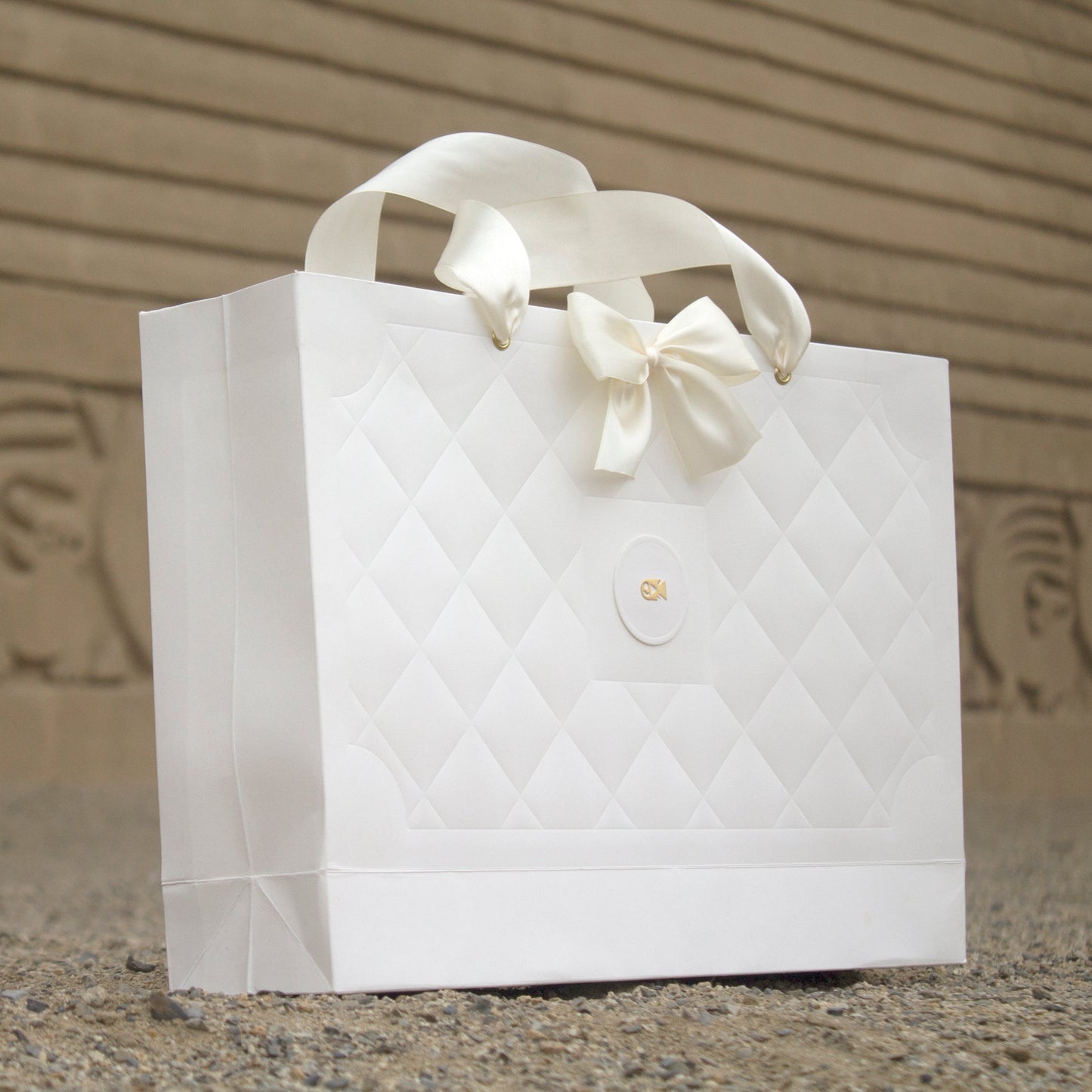 Bolsa de Mano Personalizada – Diseño de Lujo (27x39x9 cm)